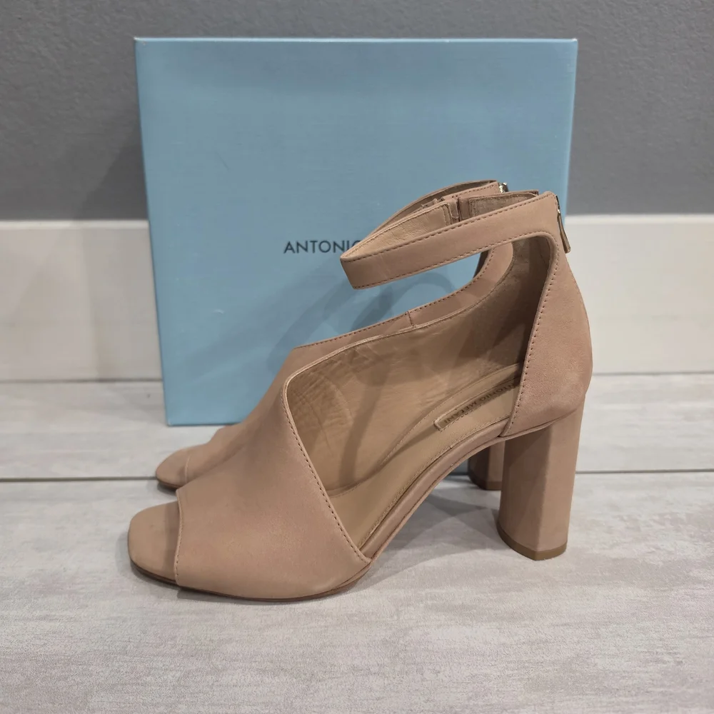 ANTONIO MELANI Ehren Blush Nude Modern Taupe Peep-Toe Block Heel Sandals